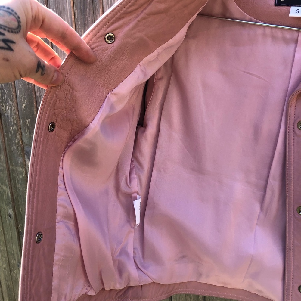 Baby pink leather jacket - Picture 7 of 13